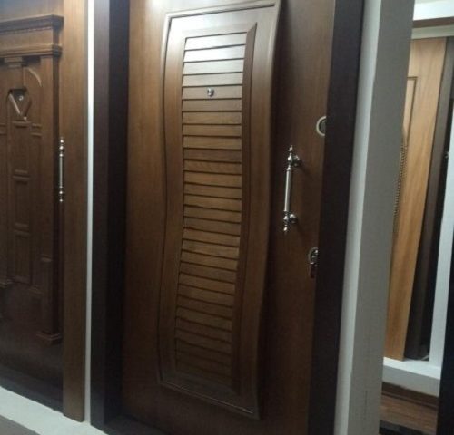 تولید درب چوبی
